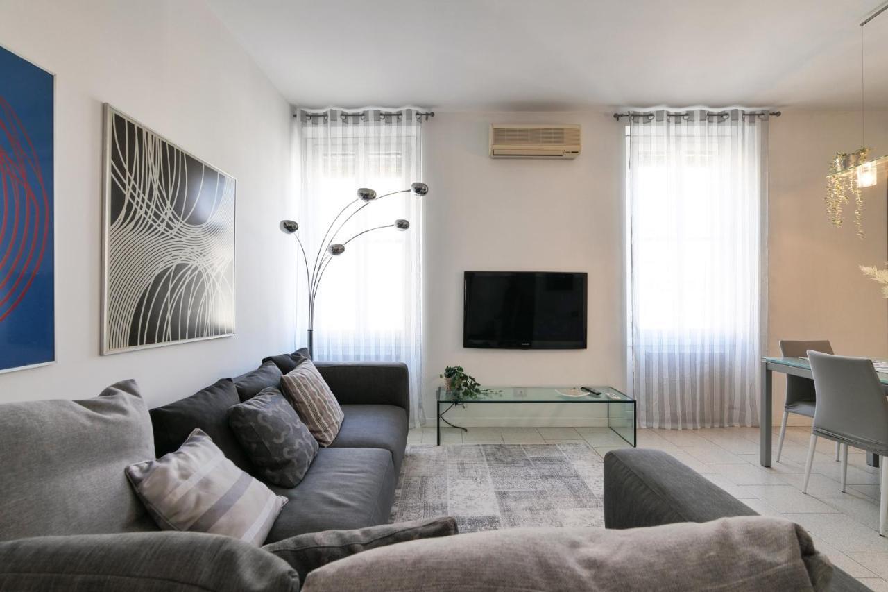 Ferienwohnung Primopiano - Battaglia A Mailand Exterior foto