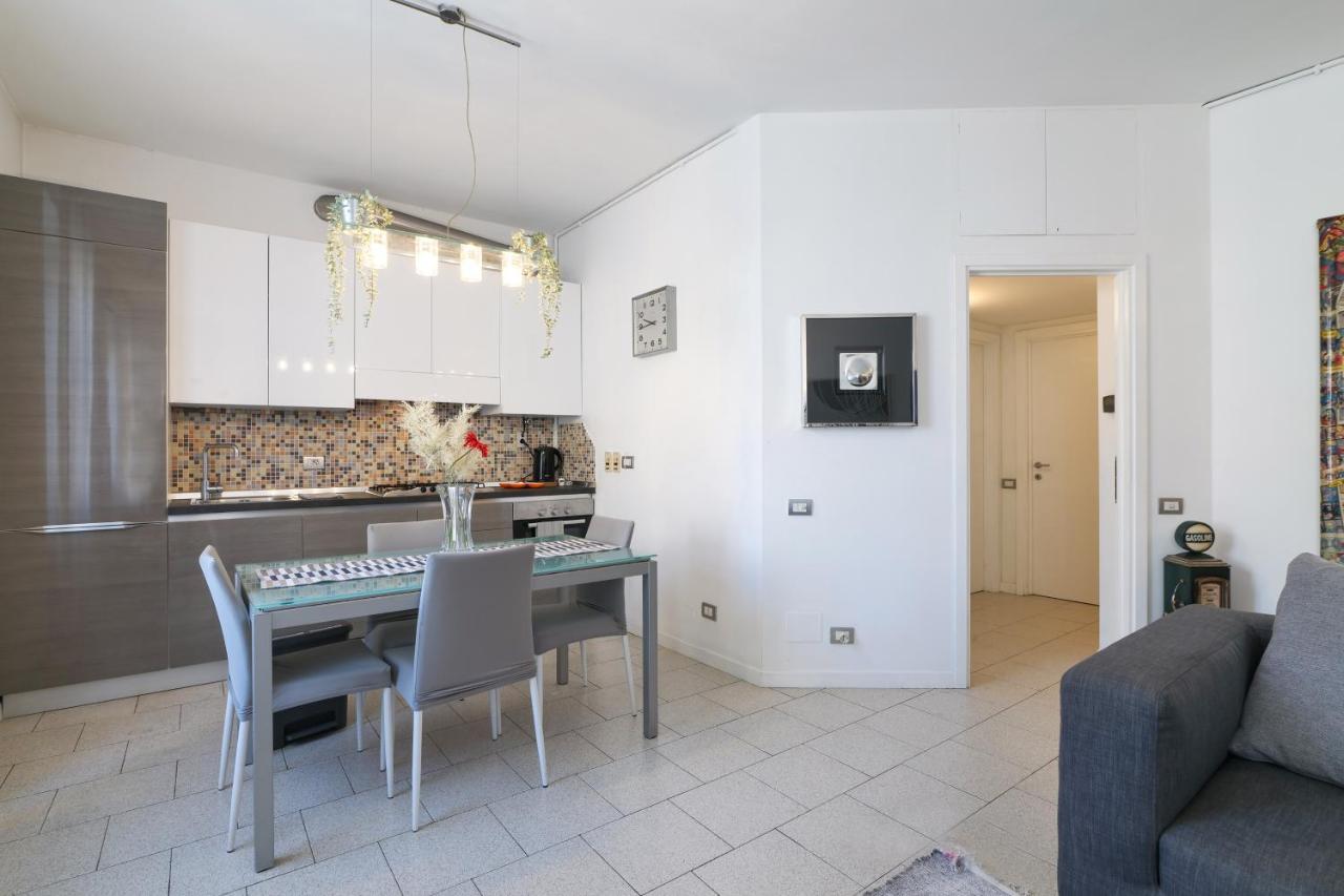 Ferienwohnung Primopiano - Battaglia A Mailand Exterior foto